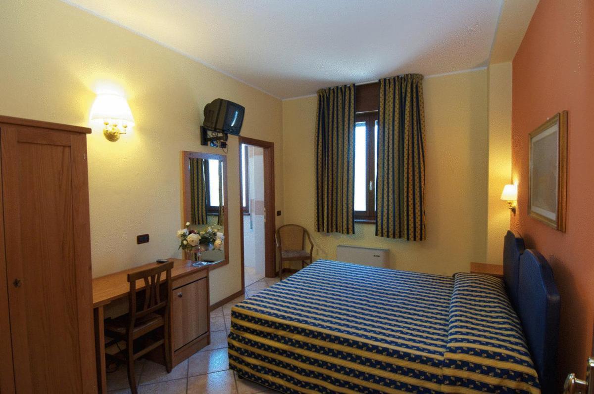 Hotel Il Granaio 曼托瓦诺港 外观 照片